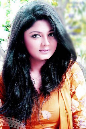 Moushumi Hamid model television actress latest pictures and biography -  Juripunek