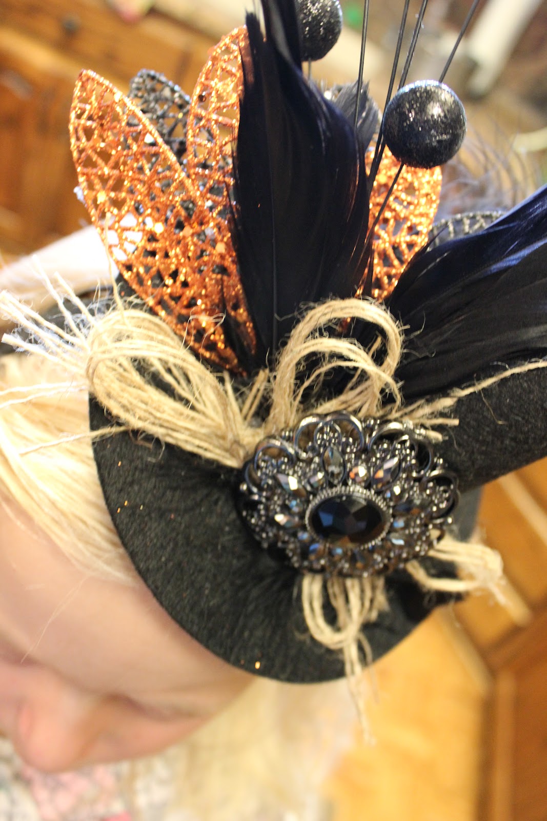 My Sister's Crazy!: HALLOWEEN ACCESSORIES...A MUST!