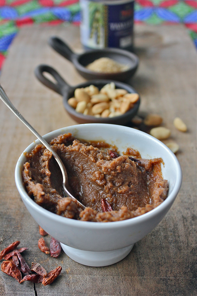 Salsa satay http://www.lassalsasdelavida.com/2012/10/salsa-satay.html Salsa Satay http://www.lassalsasdelavida.com/2012/10/salsa-satay.html