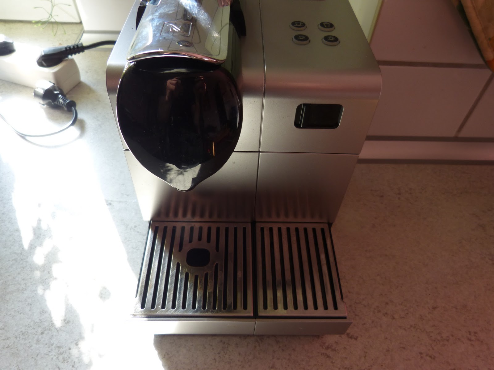 Die Testberichtseite DeLonghi EN 520.S Nespresso Lattissima+ im Test