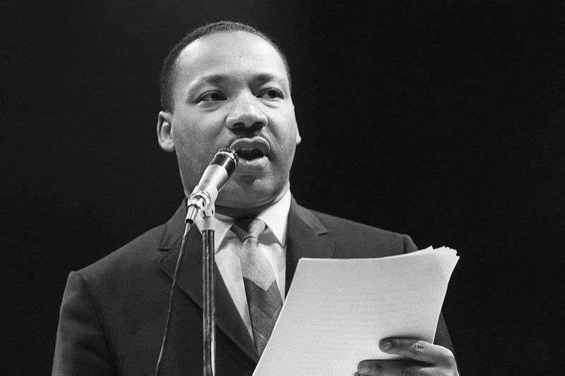 miércoles, 29 de mayo de 2019 Martin Luther King: sus 40 amantes y una orgía en Washington, según e