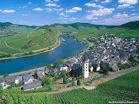 City of Bremm and Moselle River, Germany wallpapers
