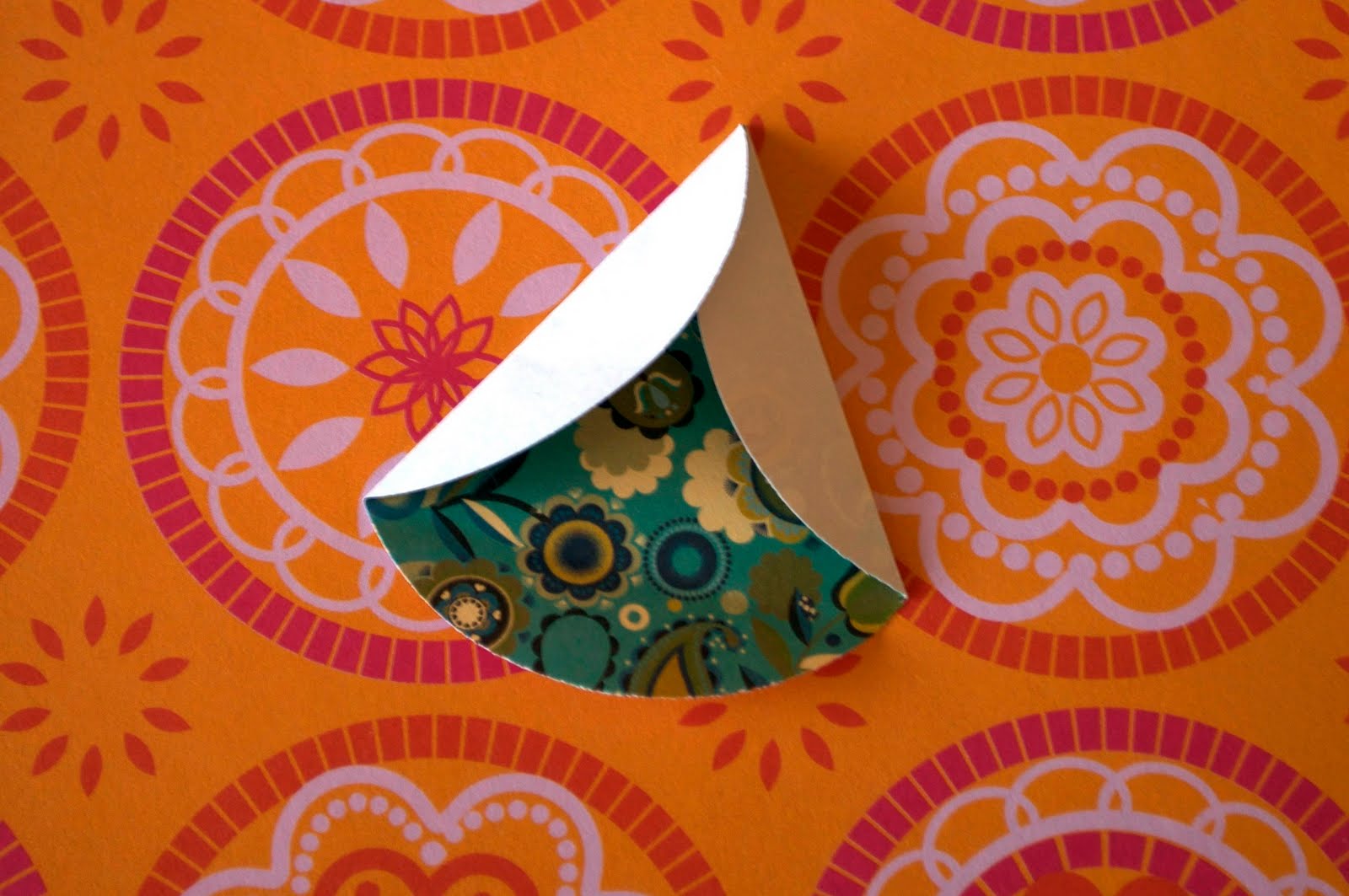 Jilly's Stampin Studio Paper BallsTutorial