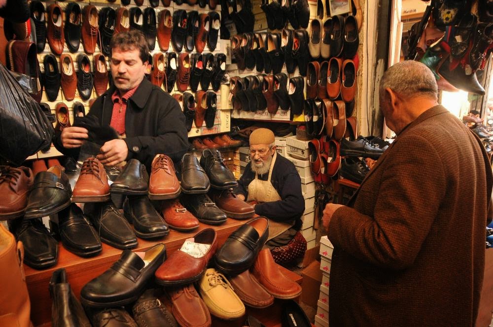 Gaziantep Shoe Maker Turkish Tea
