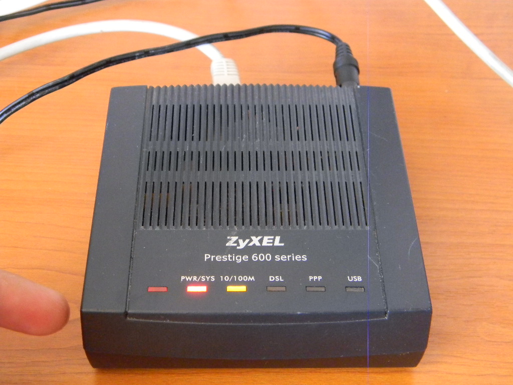 Zyxel P600 Series   img-1