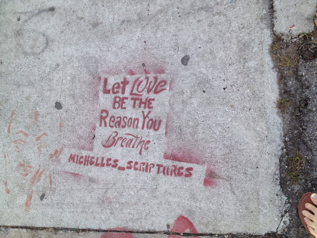 Graffiti, sidewalk art, art, stencil graffiti, Wynwood Miami, Miami, art district, Art Basel Graffiti, sidewalk art, art, stencil graffiti, Wynwood Miami, Miami, art district, Art Basel