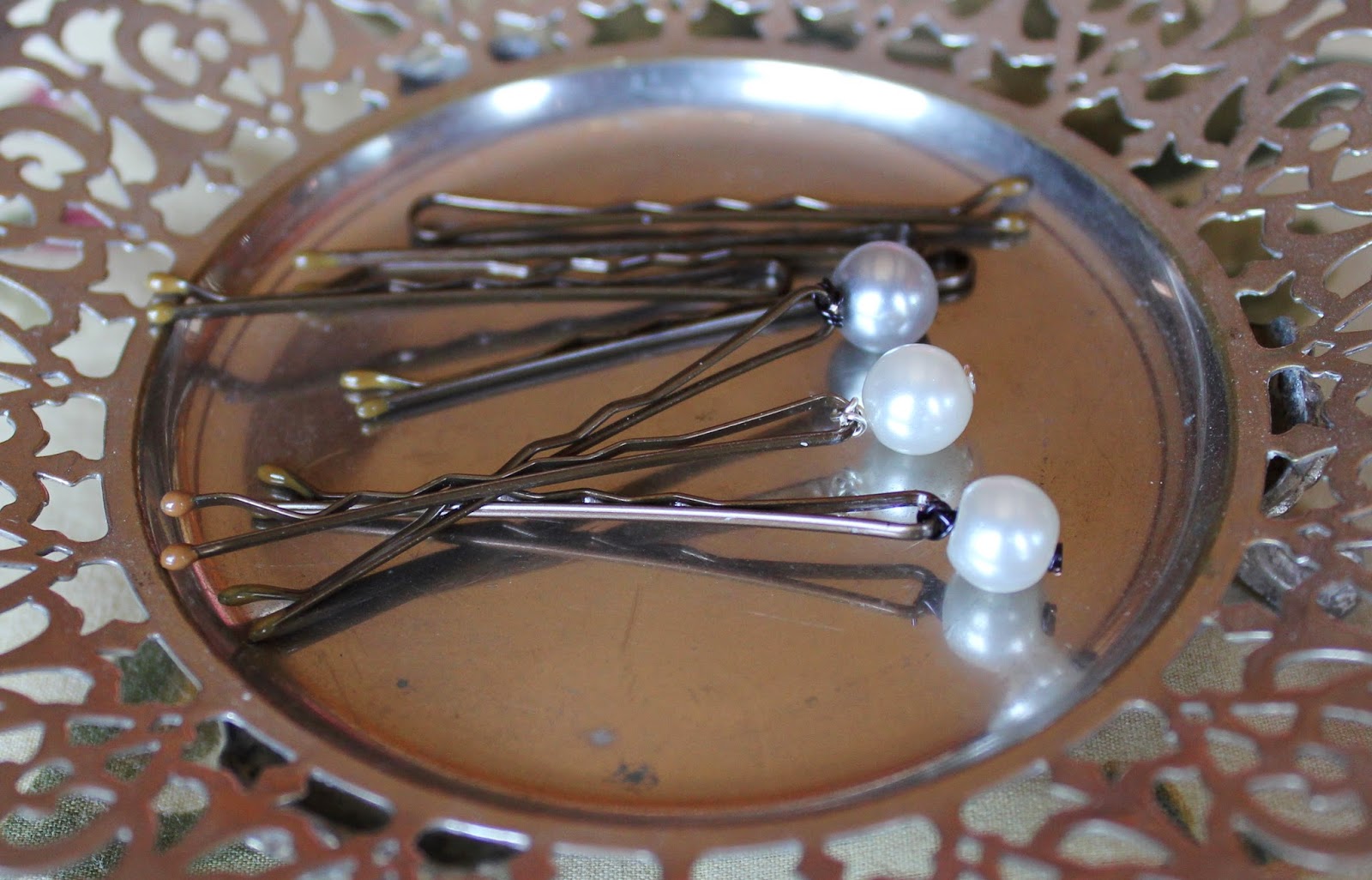 lodiy DIY & lifestyle blog diy pearl bobby pins