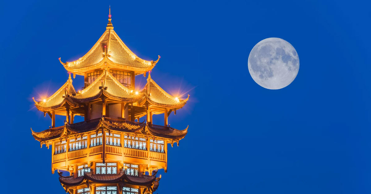 Chinese city 'plans to launch artificial moon to replace streetlights'