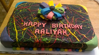 Piece-A-Cake! : Glow-In-The-Dark Cake