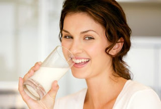 Is Drinking Milk Before Bed Good For Building Muscle Is Drinking Milk Before Bed Good For Building Muscle