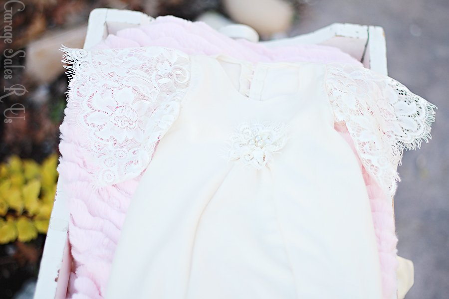 http://garagesalesrus.blogspot.com/2014/05/lillyamaes-blessing-dress.html