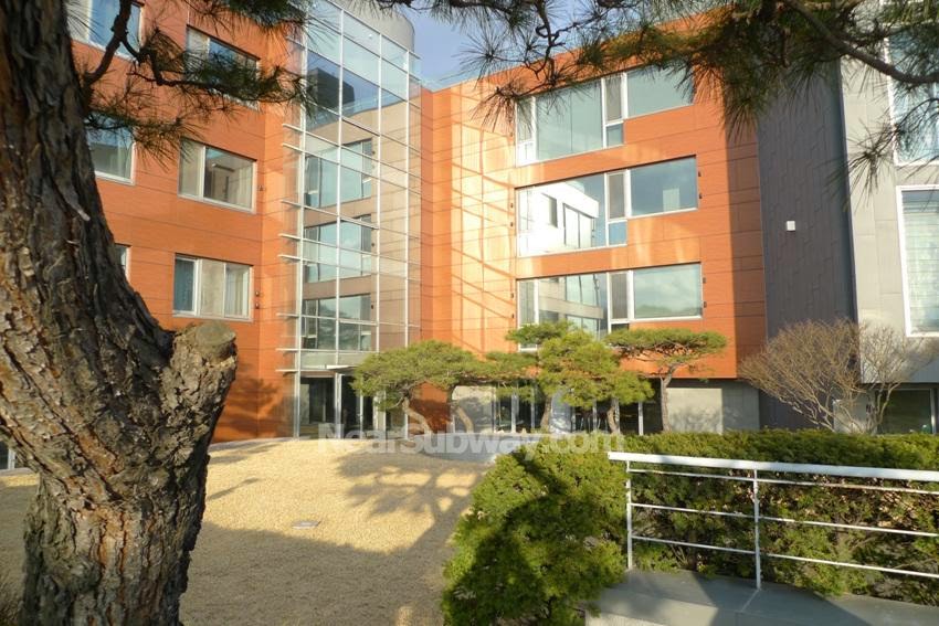 Seoul Apartment Doosan(UN) Villa inside the UN Village, Hannamdong