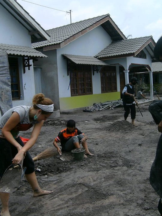 Relawan Merapi