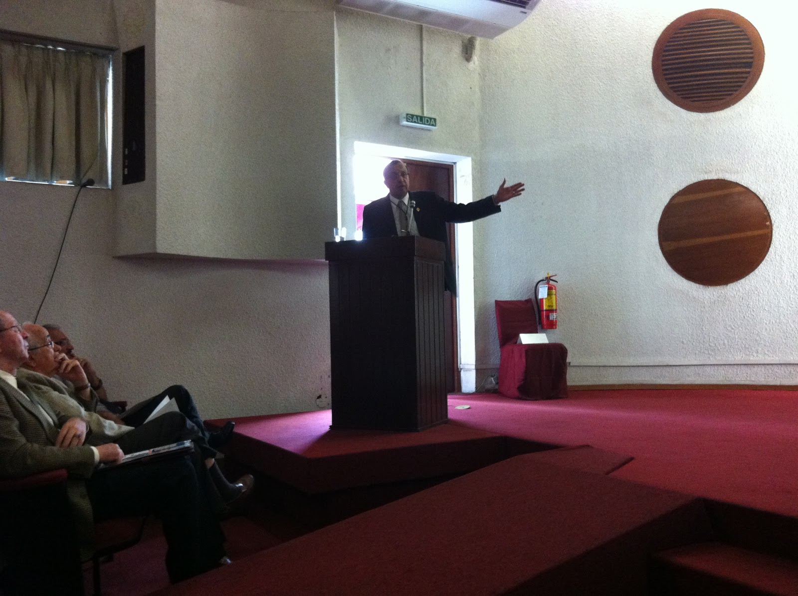 Daniel Mora Zevallos Congresista de la Republica