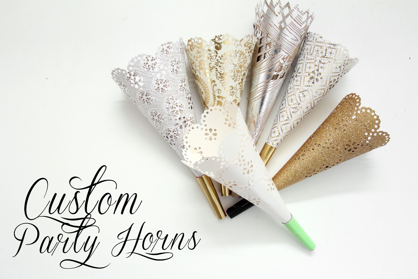 Grosgrain Custom Lacy Party Horns