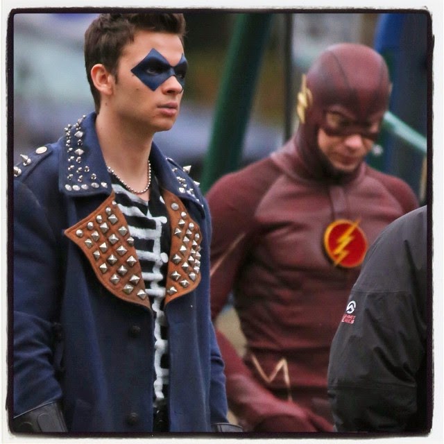 Флэш: первый взгляд на молодого Трикстера Флэш: первый взгляд на молодого Трикстера