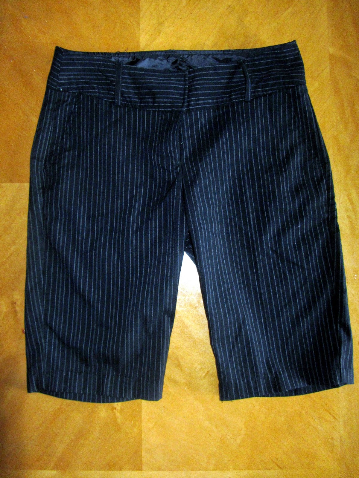 Refashion Coop Tuxedo shorts