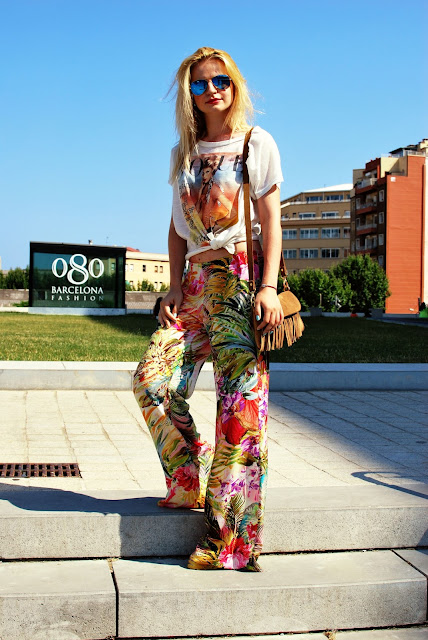 Street style outfit with palazzo pants summer