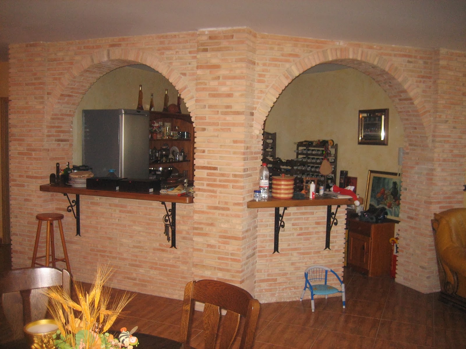 Reformas y decoración: BODEGA RÚSTICA CON LADRILLO MANUAL