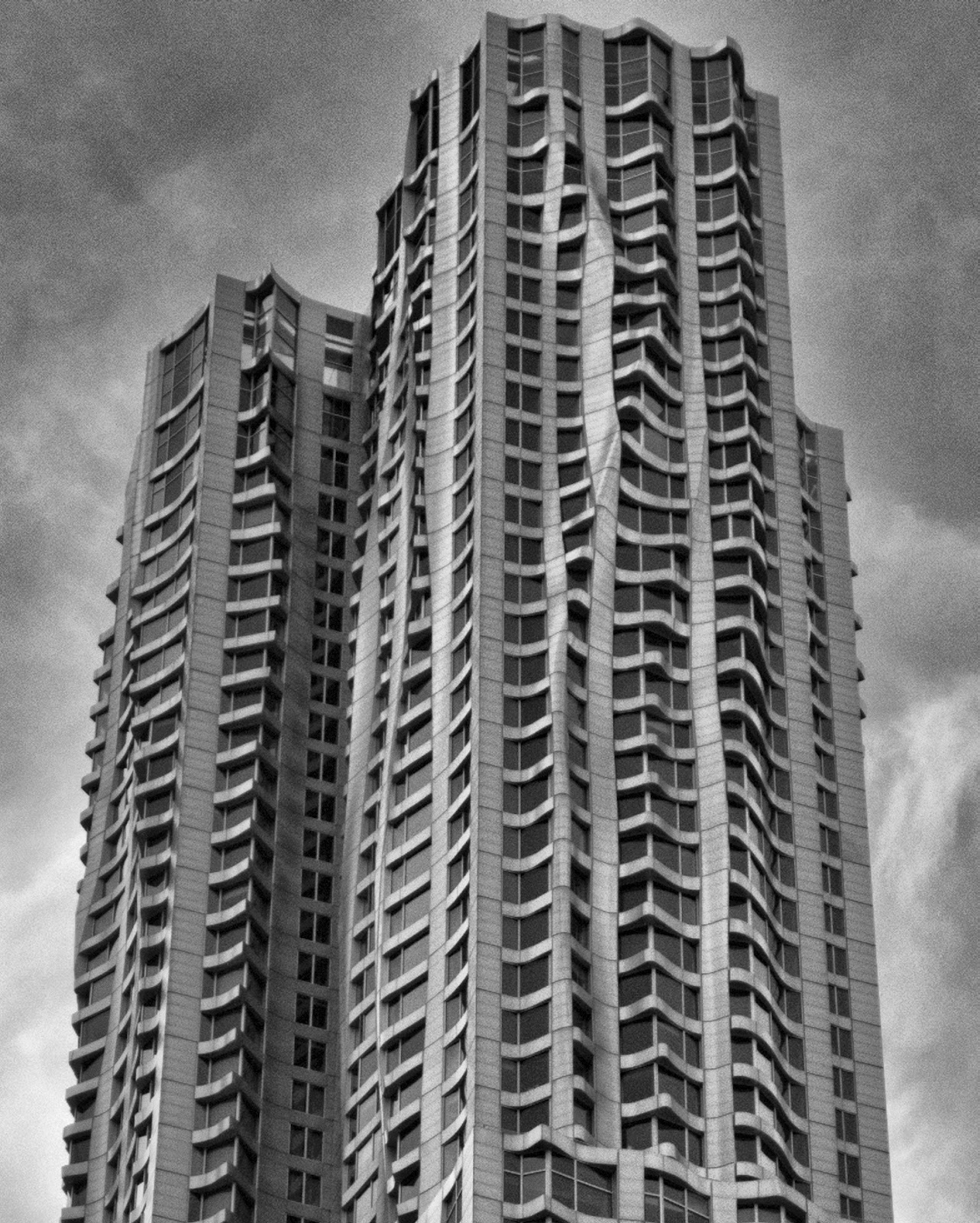 Chuck Kuhn's USA in Photos Frank Gehry Architect NY Black White