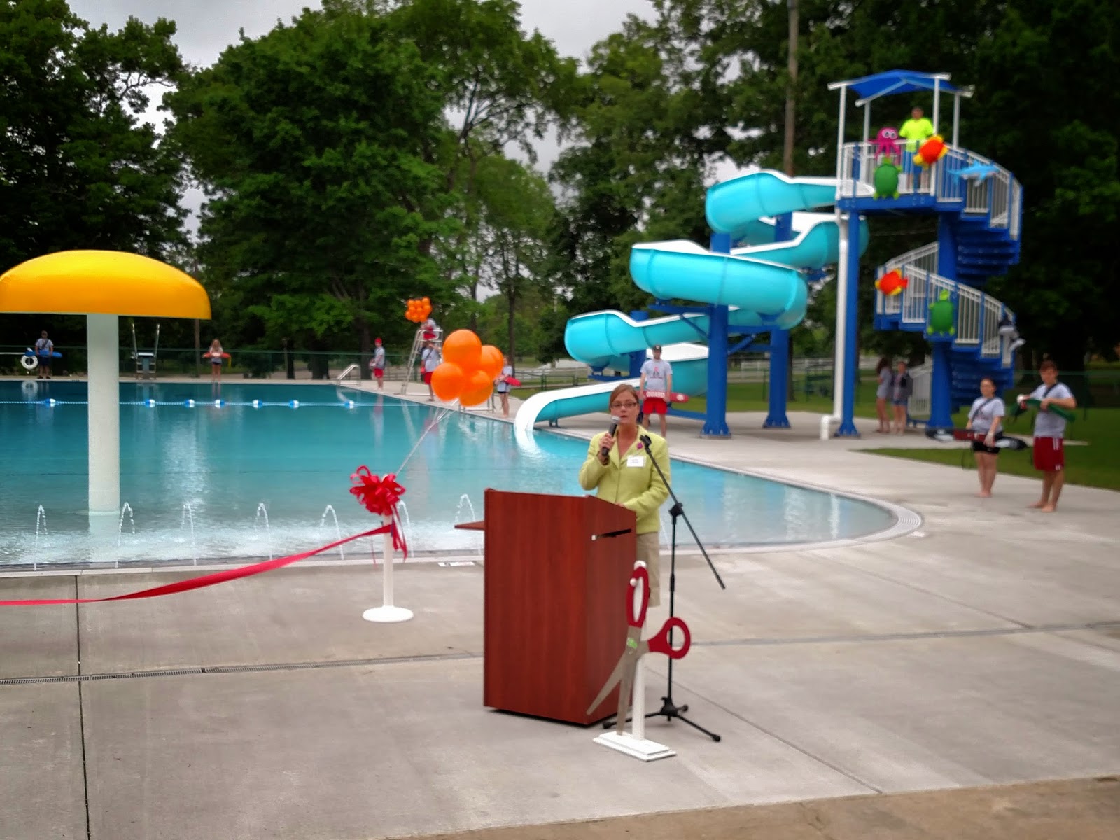 Lewisburg, Tennessee Lewisburg Recreation Center Officially Opens New Pool