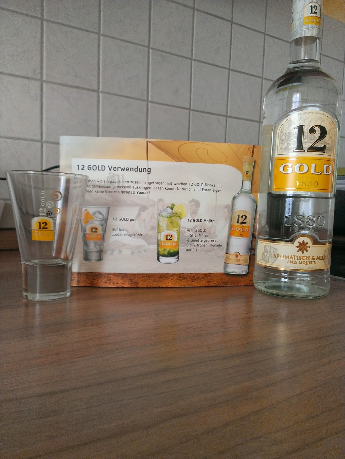 JuCheer testet 12 Gold Ouzo Ich trink Ouzo, was machst du so???
