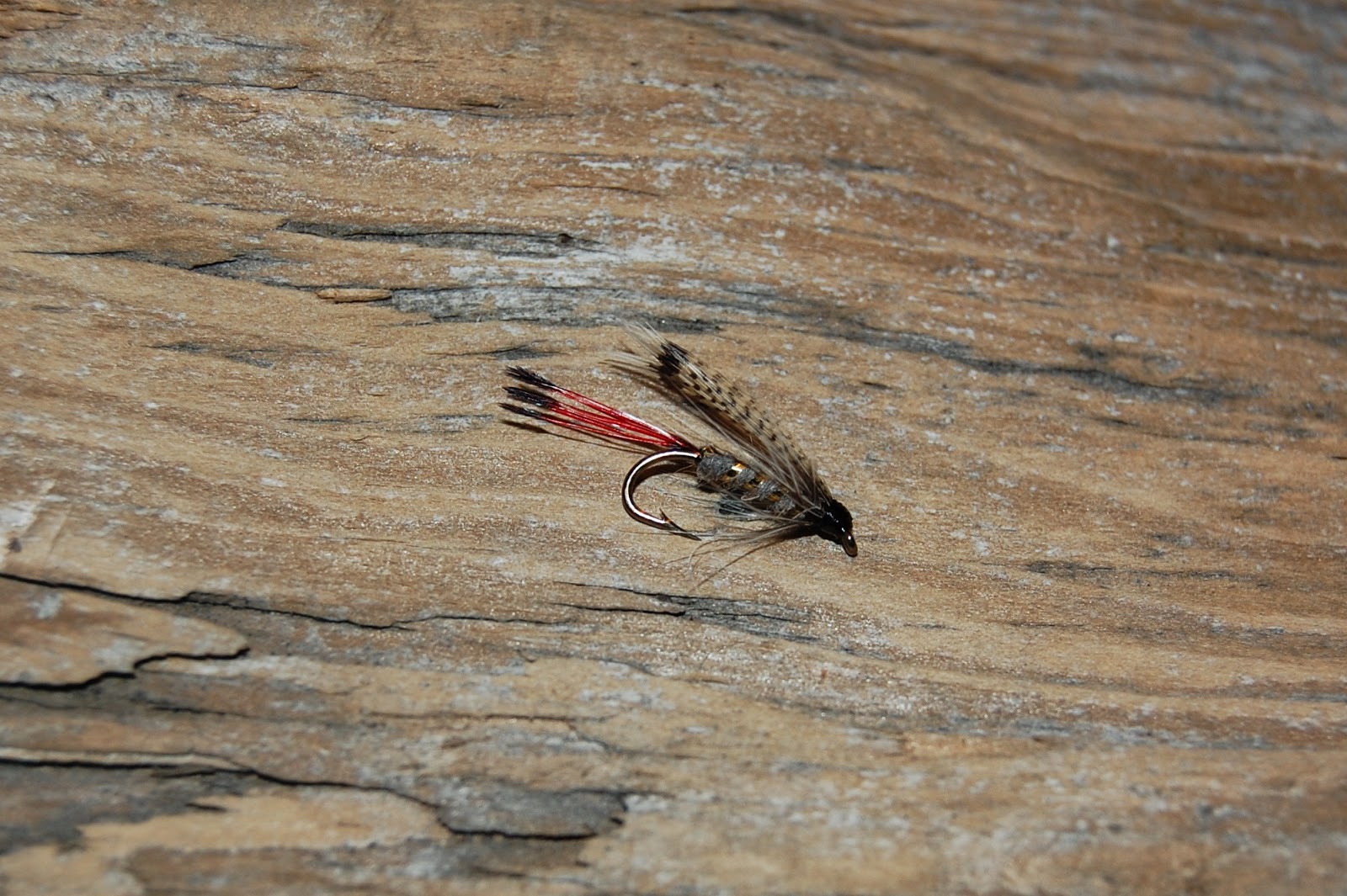 Ralph's Fly Box Tying the Briar Creek (Video)