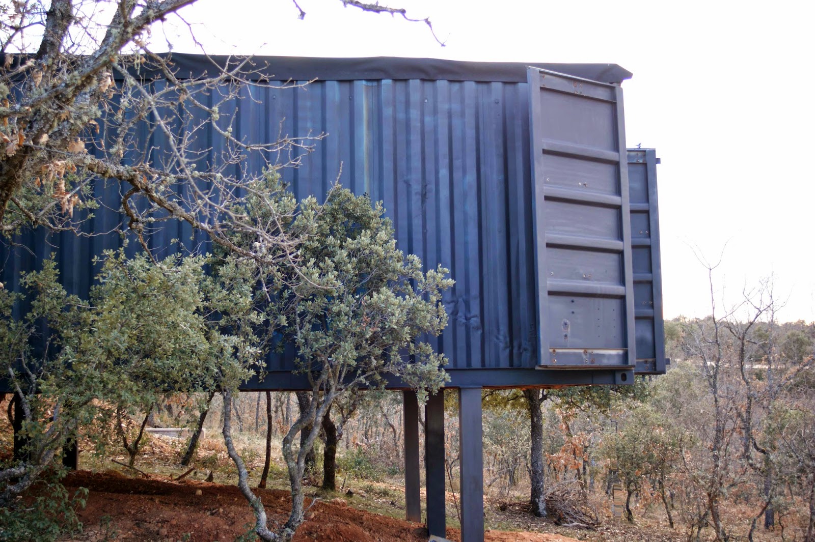 Autoconstrucción: Cómo Transformar un Contenedor 2º Parte