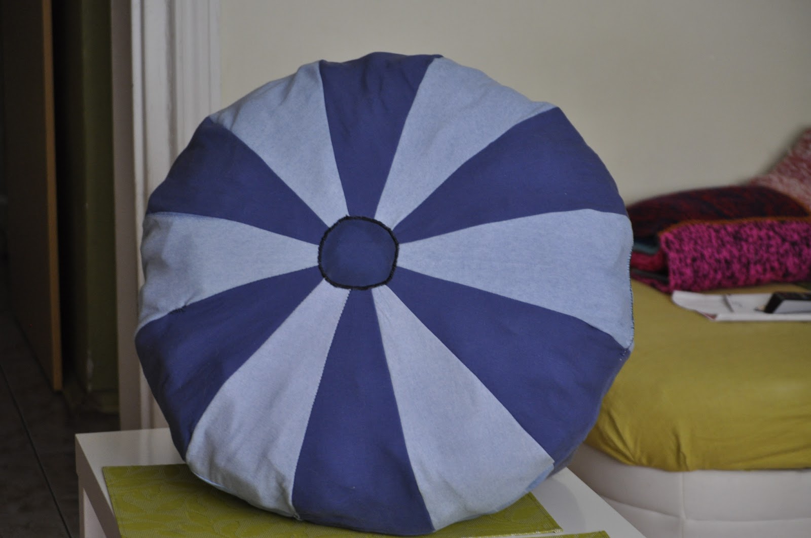 Sisters things Pouf DIY