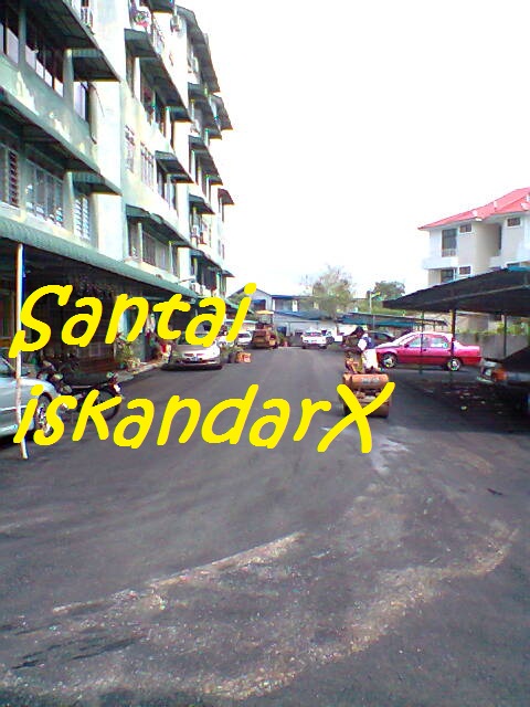 iskandarx.blogspot.com,santai,simpang empat,Simpang 4,Flat ijau,balik pulau,penang,Penurapan Tar Baru Di Flat Ijau 2