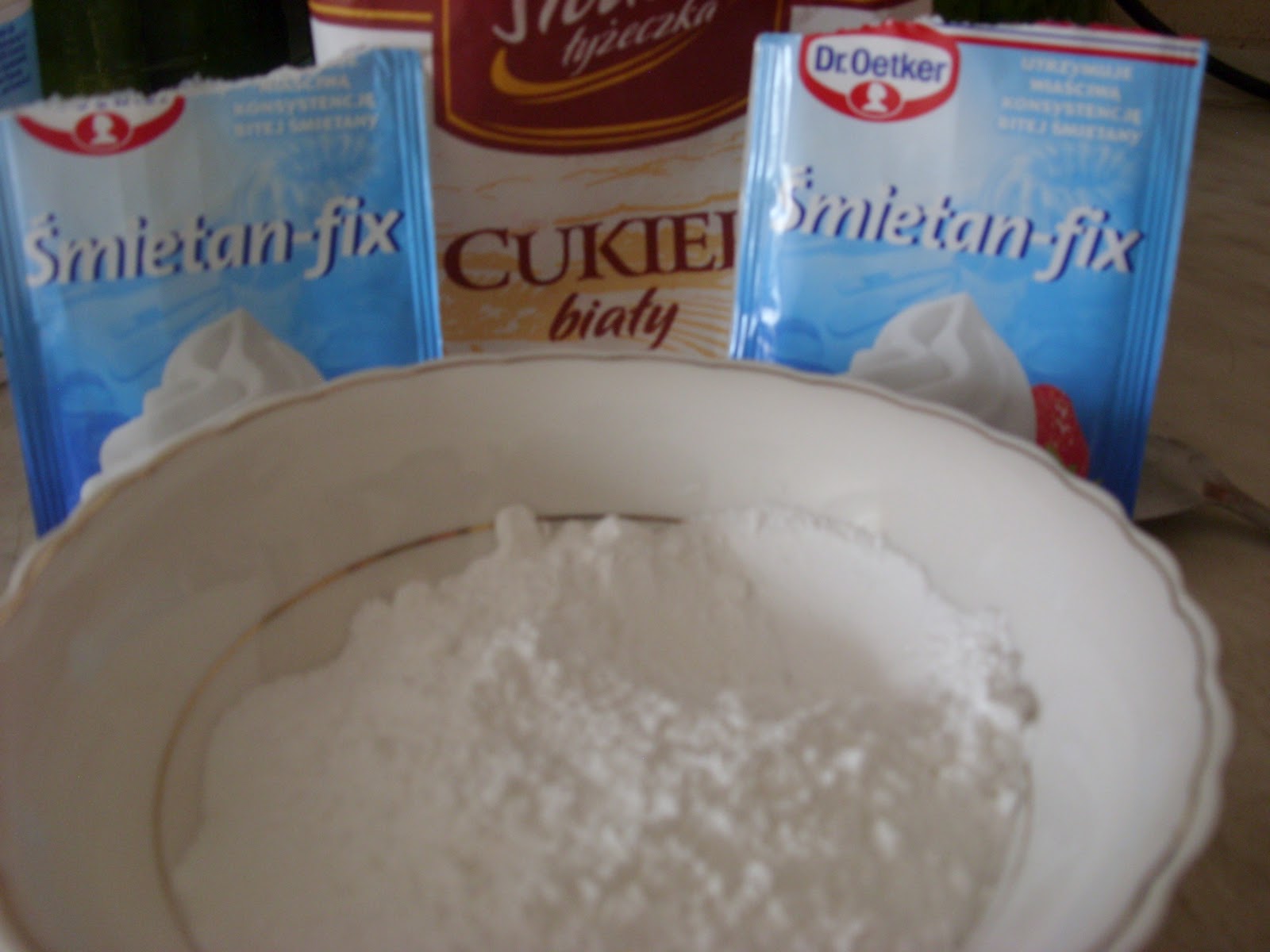 Gdzie kurachek sześć, tam cycków dwanaście D Śmietana (bananowiec)