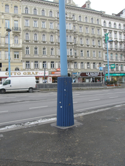Wien, Vienna, Bécs, Austria, Mariahilferstrasse, Österreich, Mariahilfer Straße, vásárlóutca, Mahü, lámpaoszlop