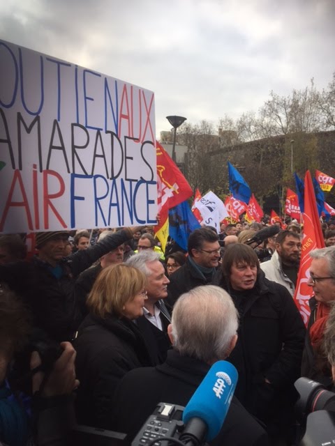 Manifestation en soutien aux camarades licenciés d'air France