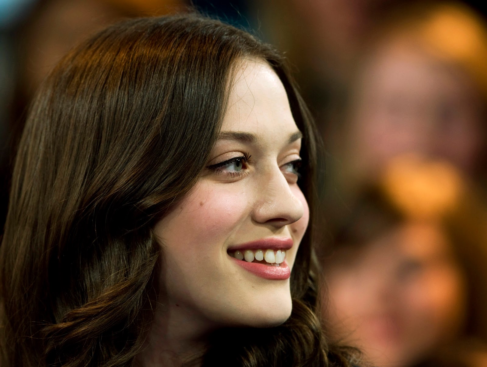 Kat dennings | Wallpaper Wallpaper
