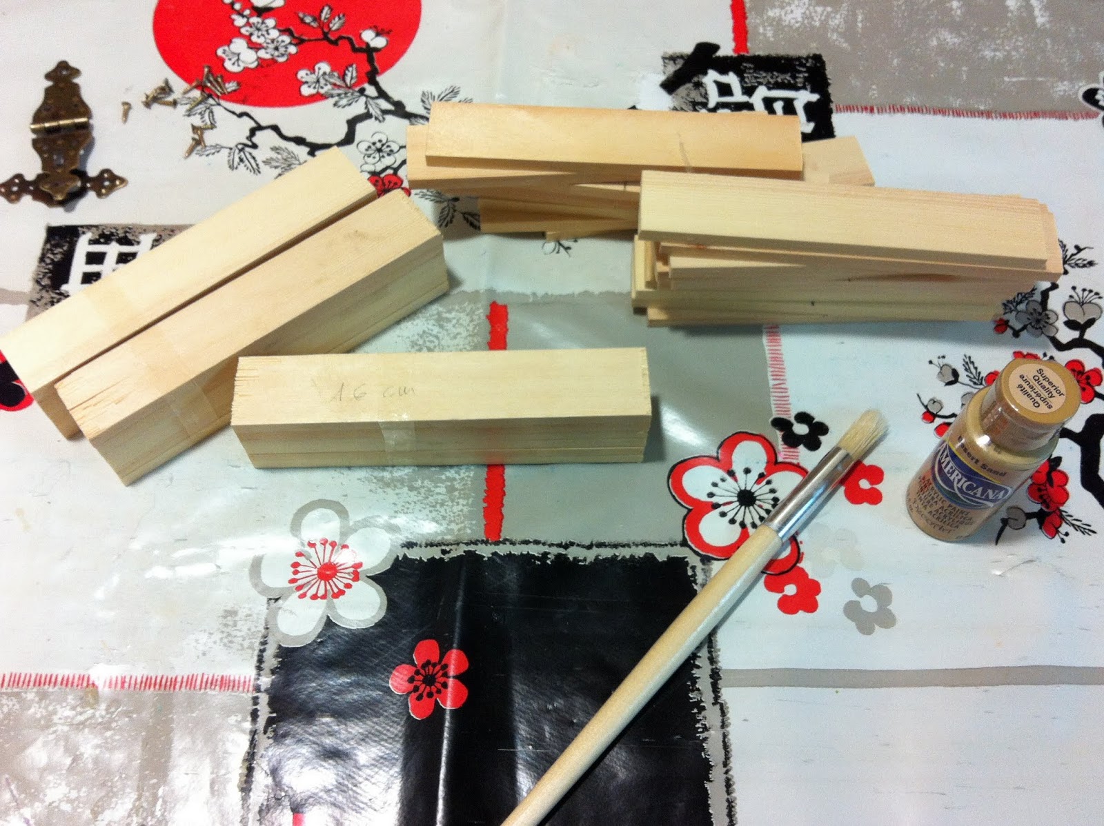 Las Manualidades de Yiya: Mueble hecho en casa.