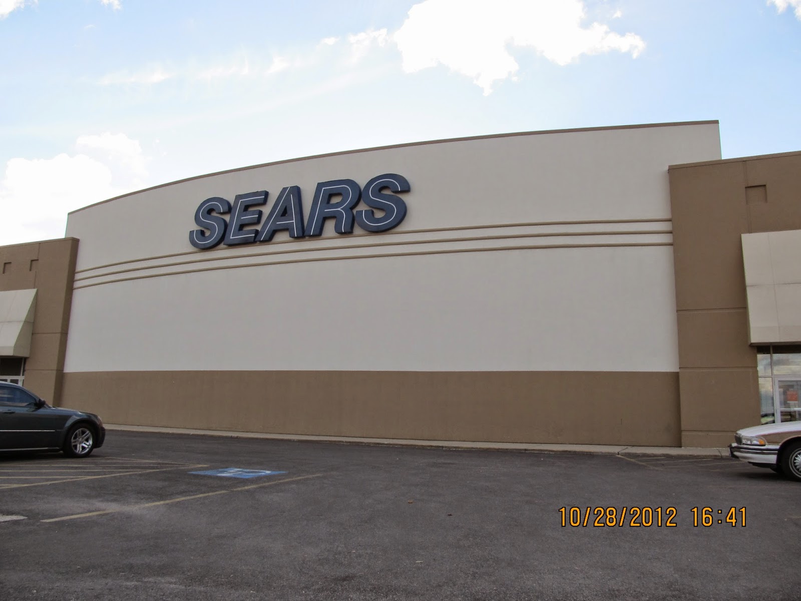 Trip to the Mall North Riverside Park Mall (North Riverside, IL)