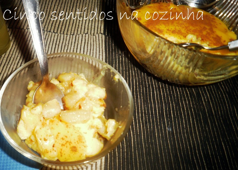 Cinco sentidos na cozinha Creme custard com maçã caramelizada