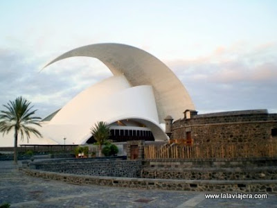 El Auditorio de Santa Cruz de Tenerife, diseñado por Santiago Calatrava Auditorio Santa Cruz Tenerife, Canarias