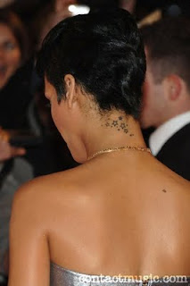 Rihanna Stars Tattoo Design on Neck