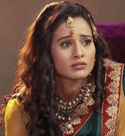 Heena Parmar Wiki, biodata, affairs, Boyfriends, Husband, Profile