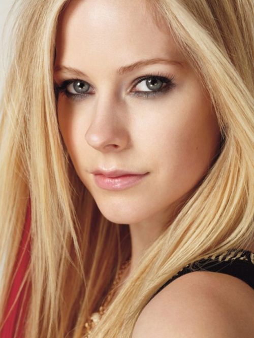 Avril Lavigne biography