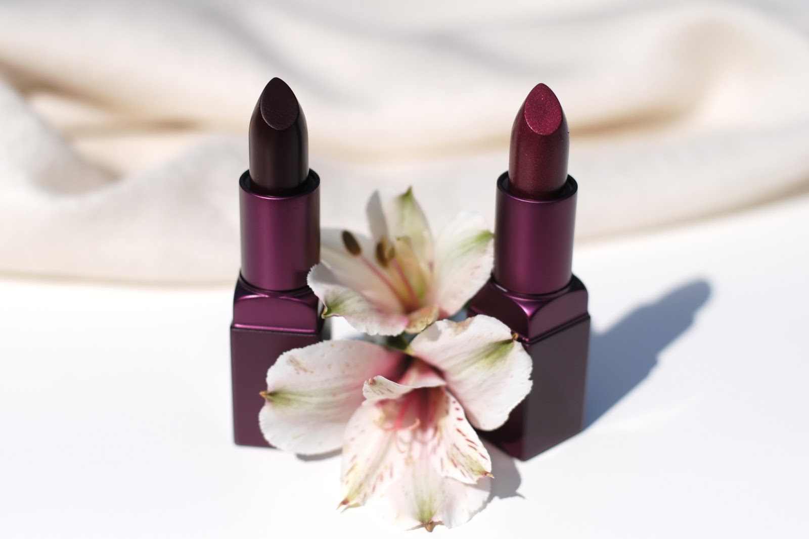 I AM A FASHIONEER LIPSTICK QUEEN BÊTE NOIRE