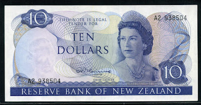 money New Zealand currency 10 Dollars Queen Elizabeth II
