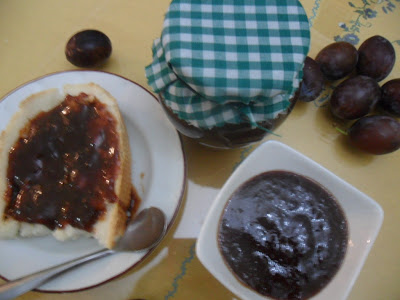 LAS COMIDAS DE CARMEN: MERMELADA DE CIRUELA NEGRA
