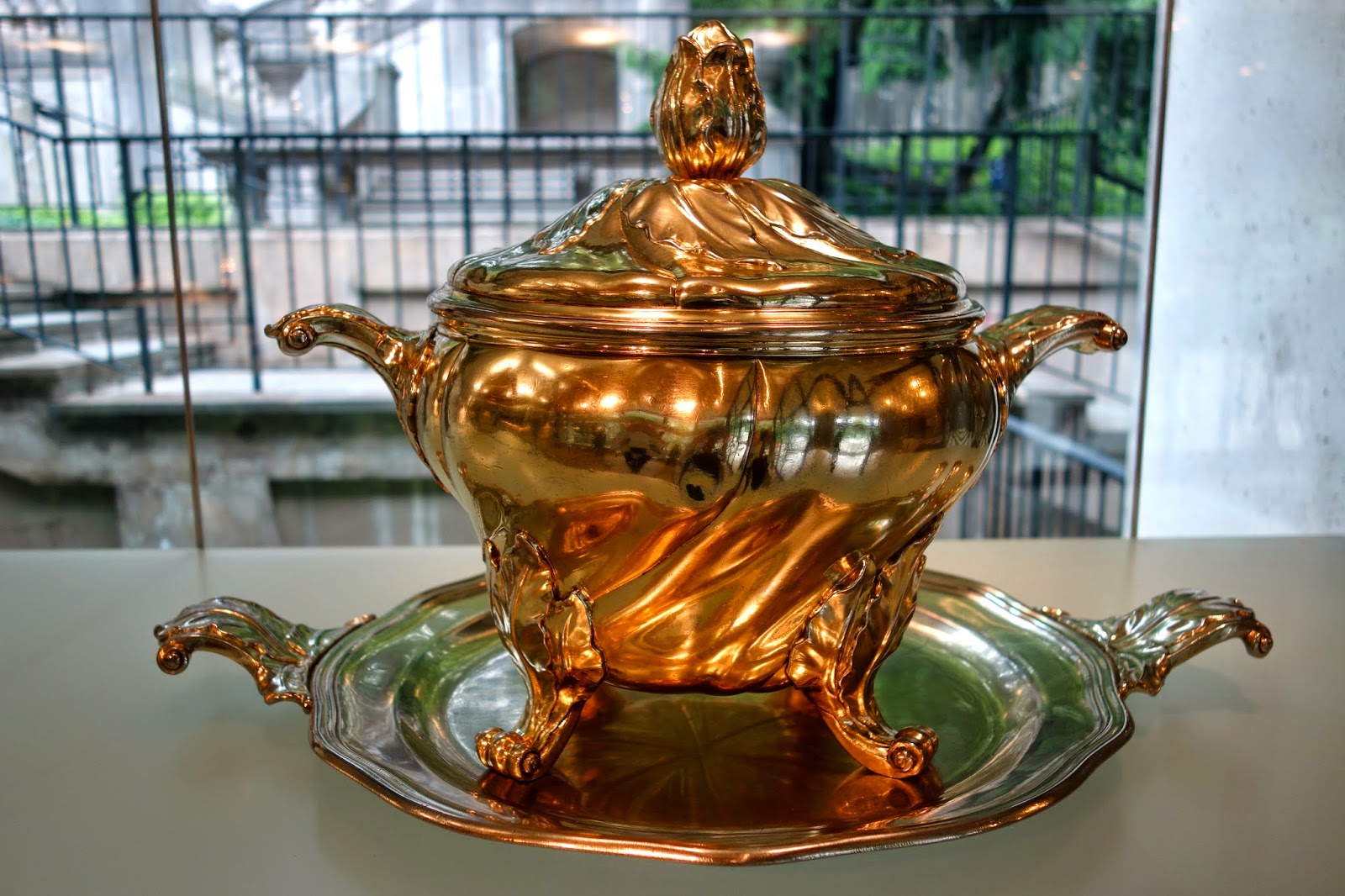 Gracious Interiors Tureens for Soup to Flowers