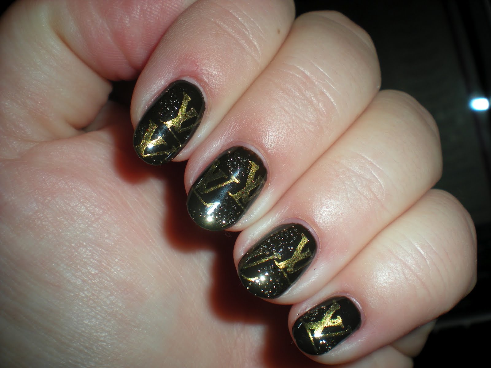 Nail Art World - gallery of nail design: LV Nails