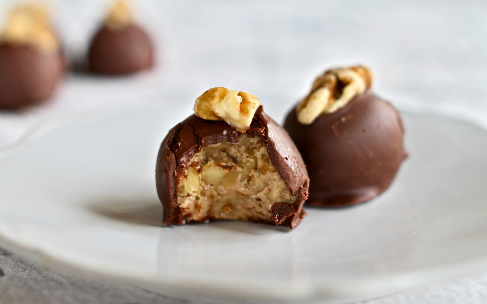 Yammie's Noshery Maple Balls