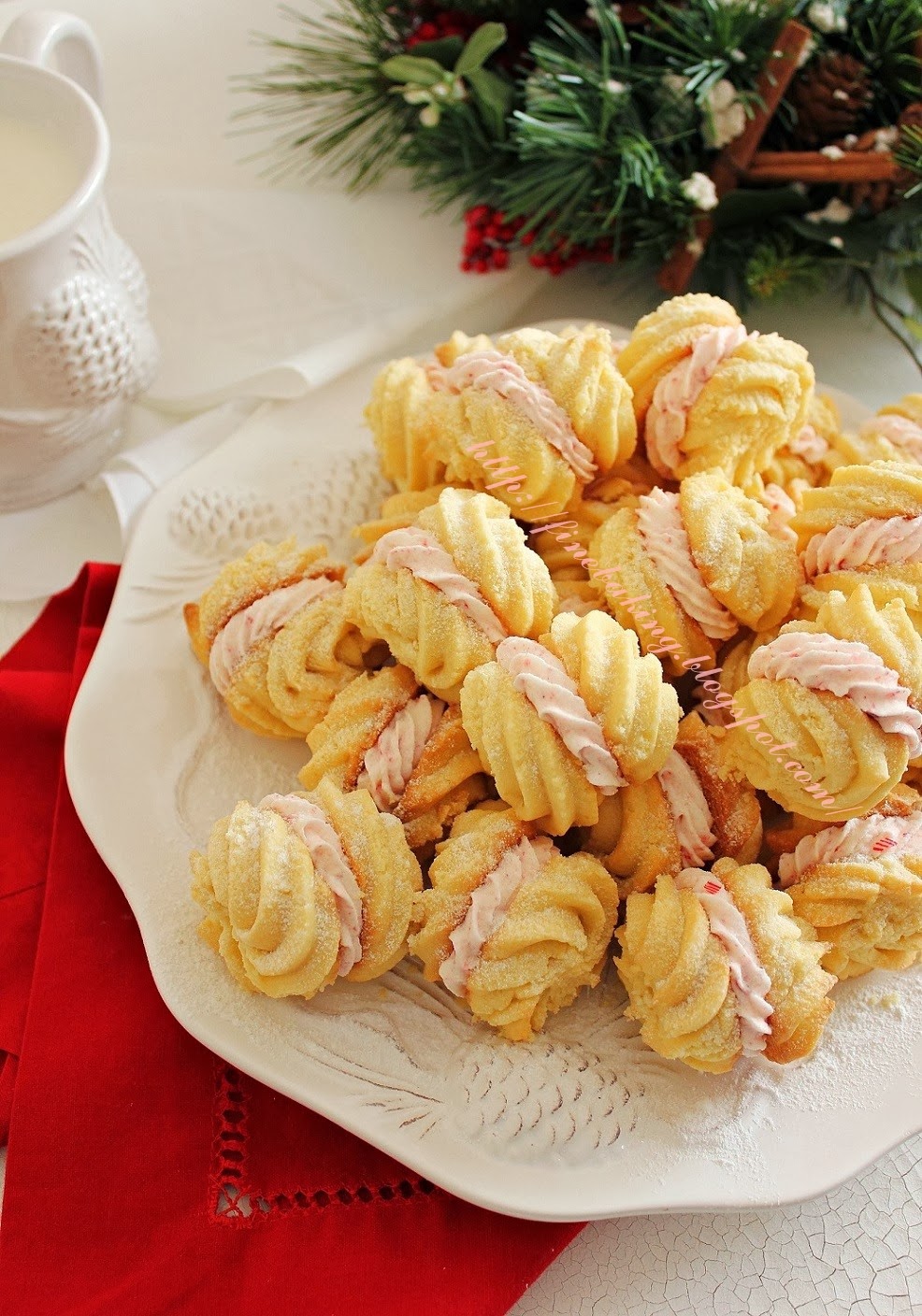 Chocolate dust Candy cane melting moments