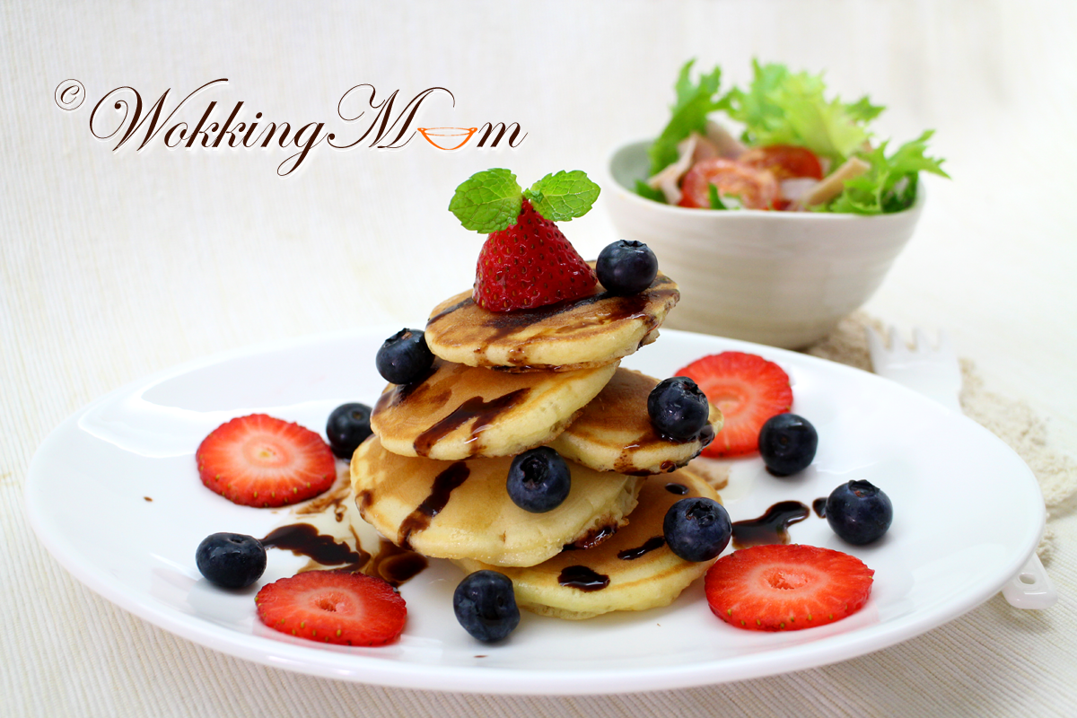 Let's get Wokking! { Breakfast Pancakes } Singapore Food Blog on