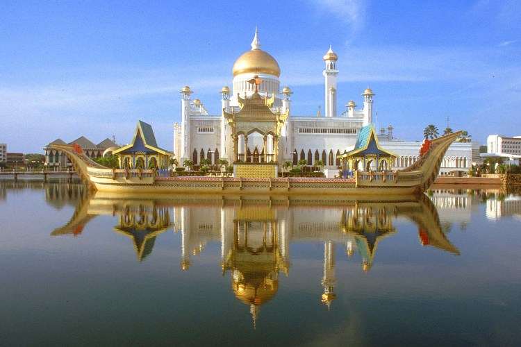 Istana Yang Paling Luas Di Dunia